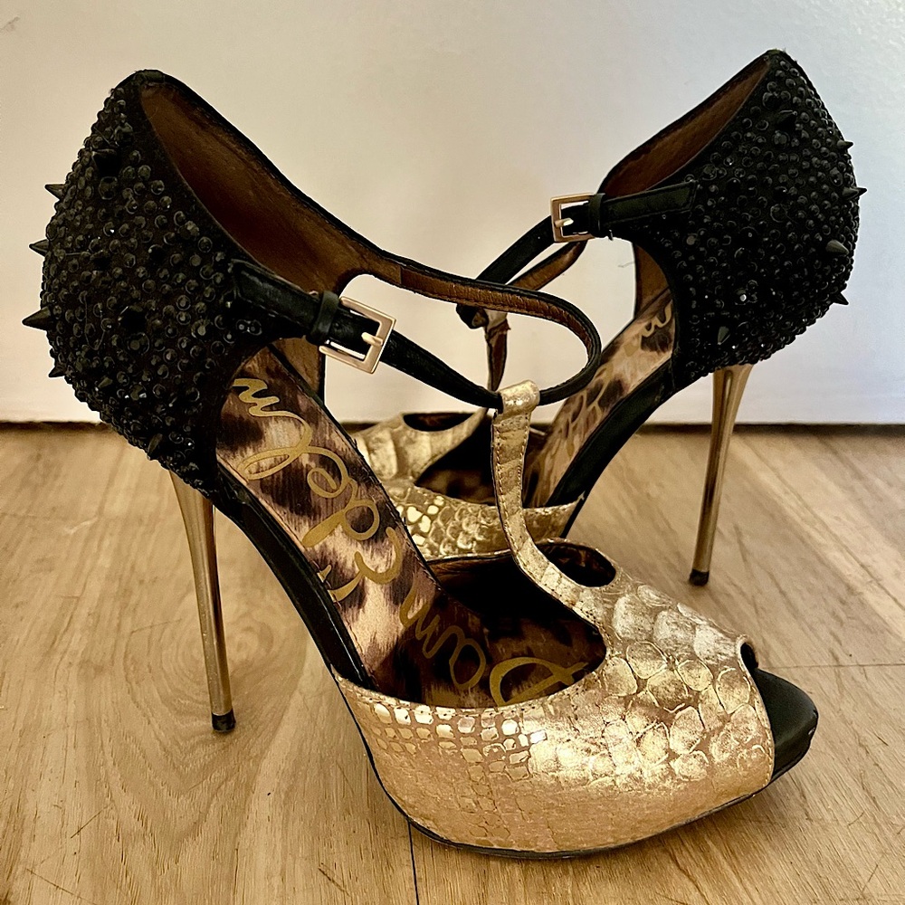 Sam Edelman heels. Worn only once, great condition
